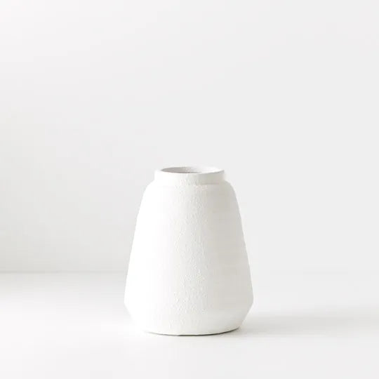 Kata Vase